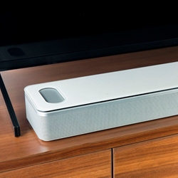 Bose Smart Soundbar 900 Dolby Atmos with Alexa Built-In, Bluetooth connectivity - White - 863350-1200 